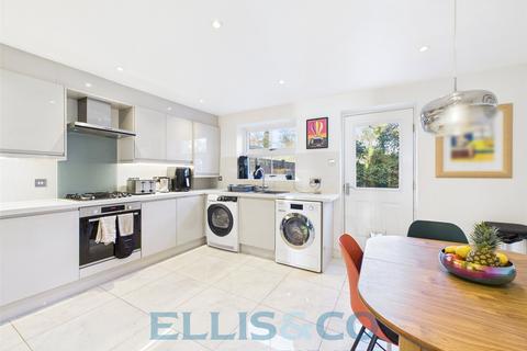 4 bedroom end of terrace house for sale, Aisher Way, Riverhead, Sevenoaks, TN13