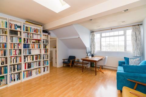 2 bedroom apartment to rent, Brentwood Lodge, Holmdale Gardens, Hendon, NW4