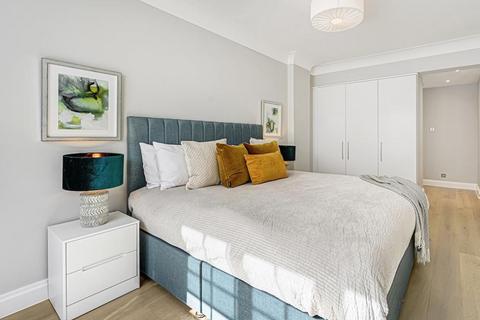 2 bedroom apartment to rent, Gloucester Place, London NW1