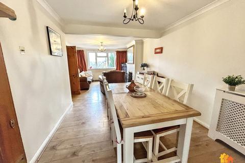 5 bedroom semi-detached house for sale, Chapmans Crescent, Chesham, HP5