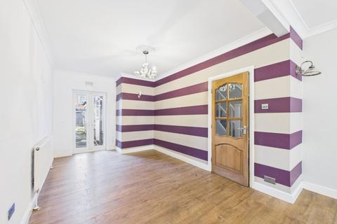3 bedroom terraced house for sale, Albert Avenue, Anlaby Road, Hull, HU3 6QG