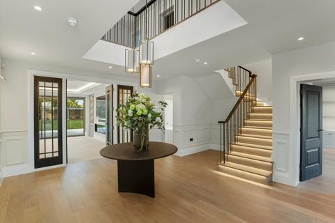 6 bedroom detached house for sale, Tiddington Road, Stratford upon Avon, Warwickshire CV37 7BB