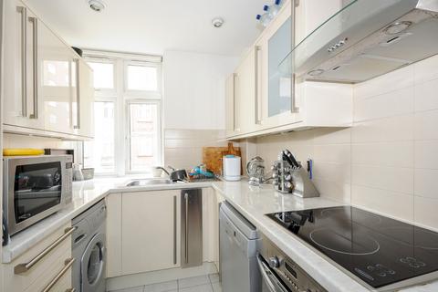2 bedroom flat to rent, Hall Road, St John's Wood, London, NW8