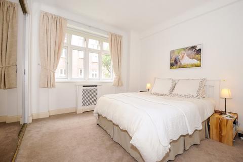 2 bedroom flat to rent, Hall Road, St John's Wood, London, NW8