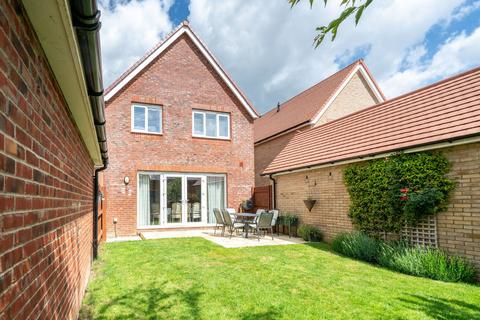 undefined, Magpie Meadows, Caddington, LU1