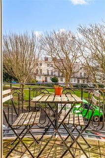 2 bedroom flat for sale - Norfolk Square, Brighton