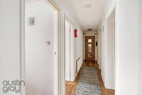 2 bedroom flat for sale, Norfolk Square, Brighton