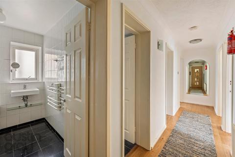 2 bedroom flat for sale, Norfolk Square, Brighton