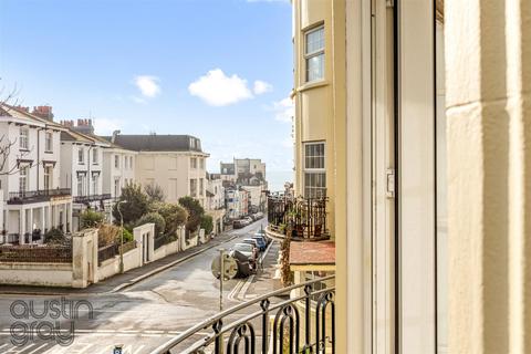 2 bedroom flat for sale, Norfolk Square, Brighton