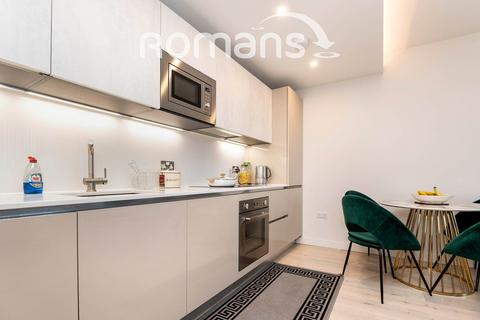 2 bedroom flat to rent, Blu Bracknell, Wokingham Road, Bracknell, RG42