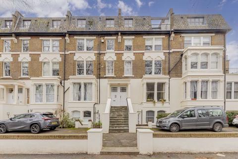 2 bedroom flat to rent, Highbury New Park, London N5