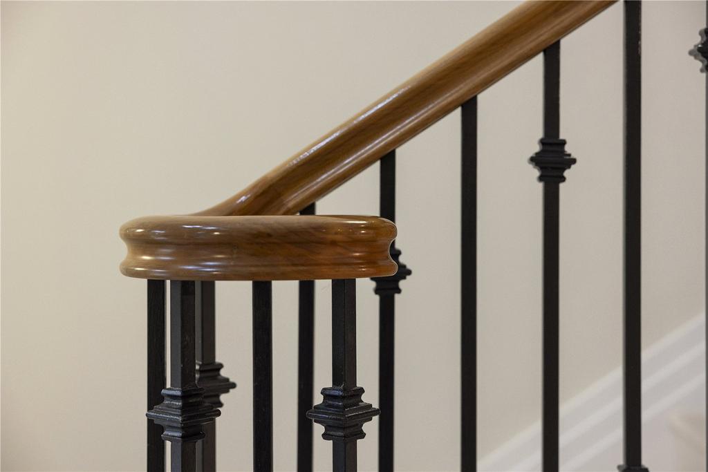 Handrail