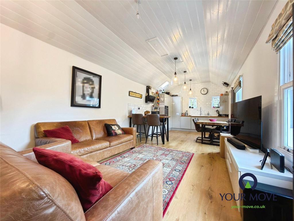 Kitchen/Living