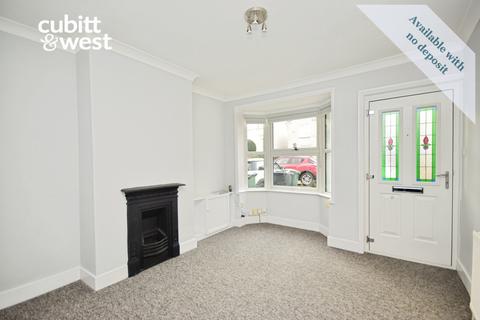 2 bedroom terraced house to rent, Garlands Road Redhill RH1
