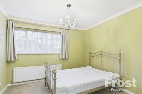 undefined, Finch Drive, Feltham, TW14