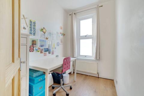 2 bedroom maisonette for sale, Kilmorie Road, London SE23
