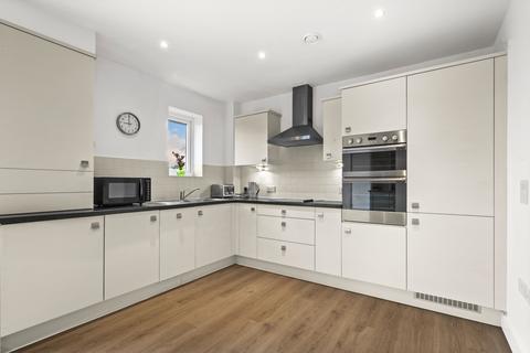 1 bedroom apartment to rent, St. Catherines Close, London SW20