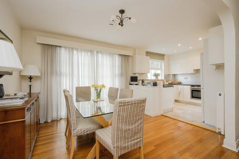 4 bedroom terraced house for sale, Leeward Gardens, London SW19