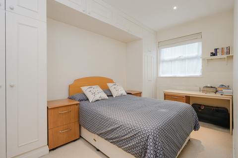 4 bedroom terraced house for sale, Leeward Gardens, London SW19