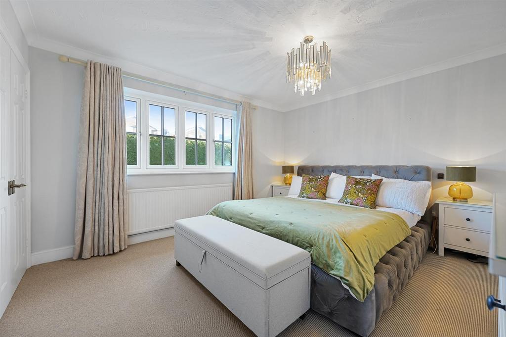 Master Bedroom.jpg