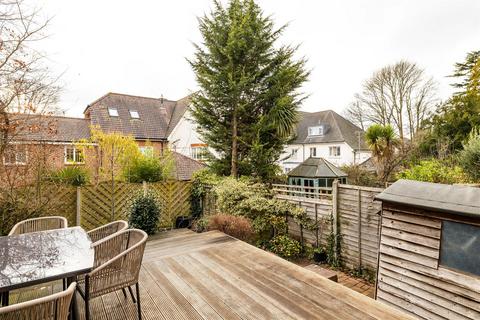 3 bedroom terraced house for sale, Conifer Close, Reigate