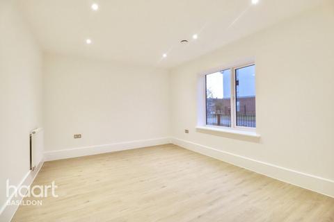 undefined, Sheppard Mews, Basildon