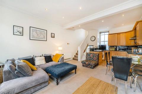 2 bedroom maisonette to rent, Bell Street, London NW1