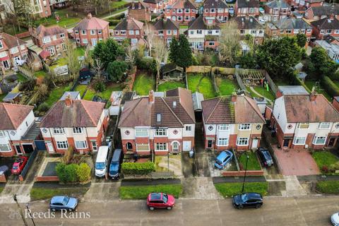 5 bedroom semi-detached house for sale, Woodside Avenue, York YO31