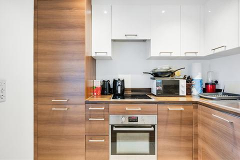 Studio for sale, Forge Square, London, E14