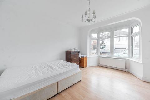 5 bedroom semi-detached house to rent, Morley Crescent West, Stanmore, HA7