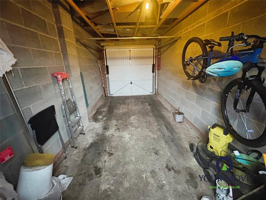 Garage No. 18