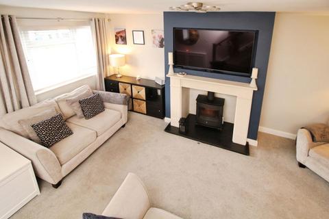 undefined, Brooklands Drive, Kidderminster DY11
