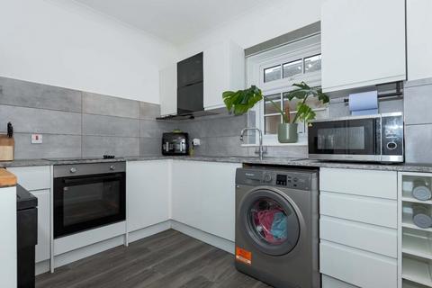 1 bedroom flat for sale, South Street, Lancing