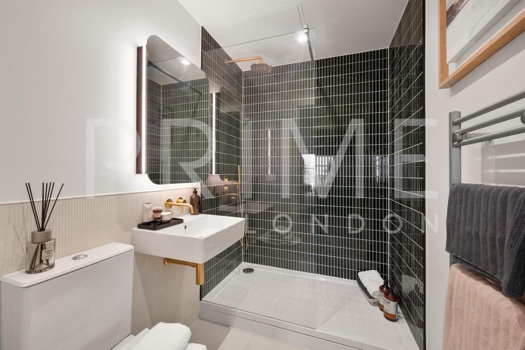 BATHROOM1 (19).jpg