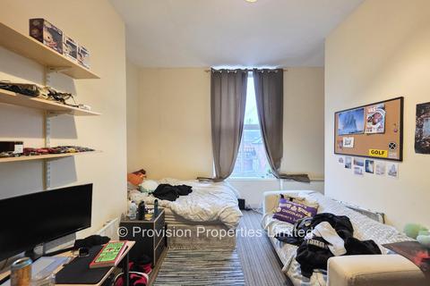 1 bedroom flat to rent, Moorland Road, Hyde Park LS6