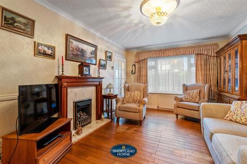 4 bedroom semi-detached bungalow for sale, Parkville Highway, Coventry CV6