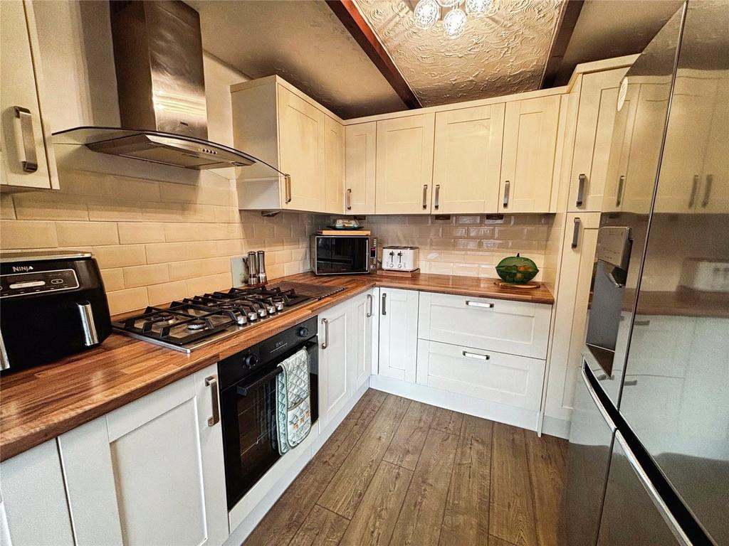 Kitchen Main