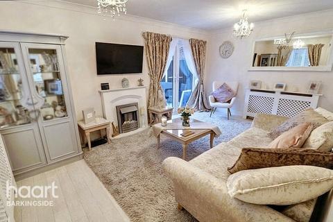 3 bedroom semi-detached house for sale, Peel Place, Clayhall