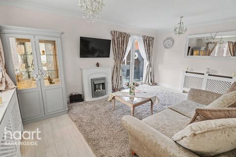 3 bedroom semi-detached house for sale, Peel Place, Clayhall