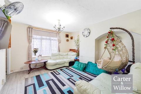 2 bedroom end of terrace house for sale, Cornshaw Road, Essex