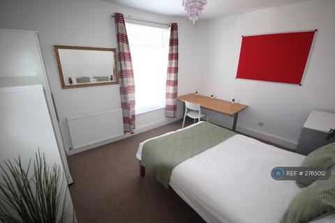 5 bedroom terraced house to rent - Harold Road, Southsea, PO4
