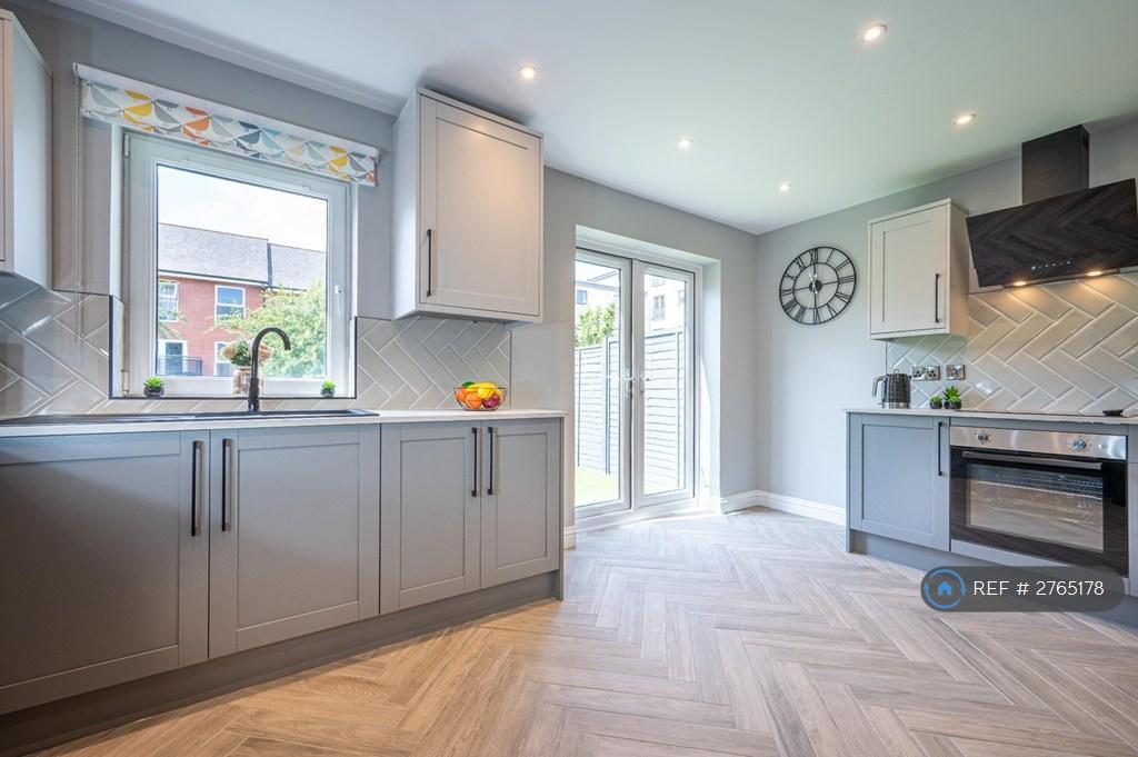 Communal Kitchen