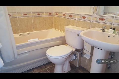 undefined, Douglas Avenue, 16 Douglas Avenue  Exmouth Ex8 2Ex, EX8