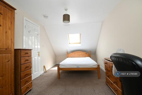 6 bedroom terraced house to rent, Nesbitt Road, Brighton, BN2