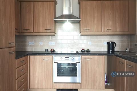 2 bedroom flat to rent, Bluebell Way, Carterton, OX18