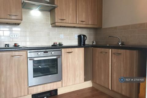 2 bedroom flat to rent, Bluebell Way, Carterton, OX18