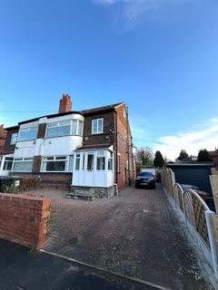 5 bedroom semi-detached house for sale, Parkstone Avenue, Leeds LS16