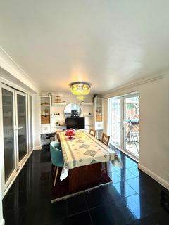 5 bedroom semi-detached house for sale, Parkstone Avenue, Leeds LS16