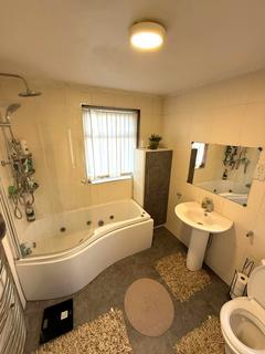 5 bedroom semi-detached house for sale, Parkstone Avenue, Leeds LS16