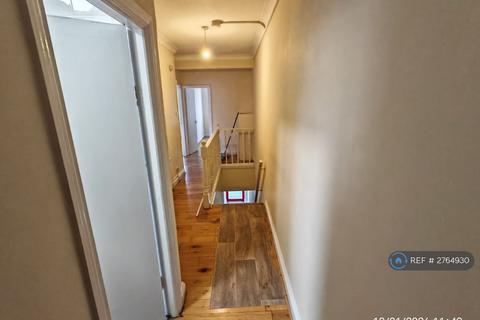 undefined, Abbs Cross Lane, Hornchurch, RM12